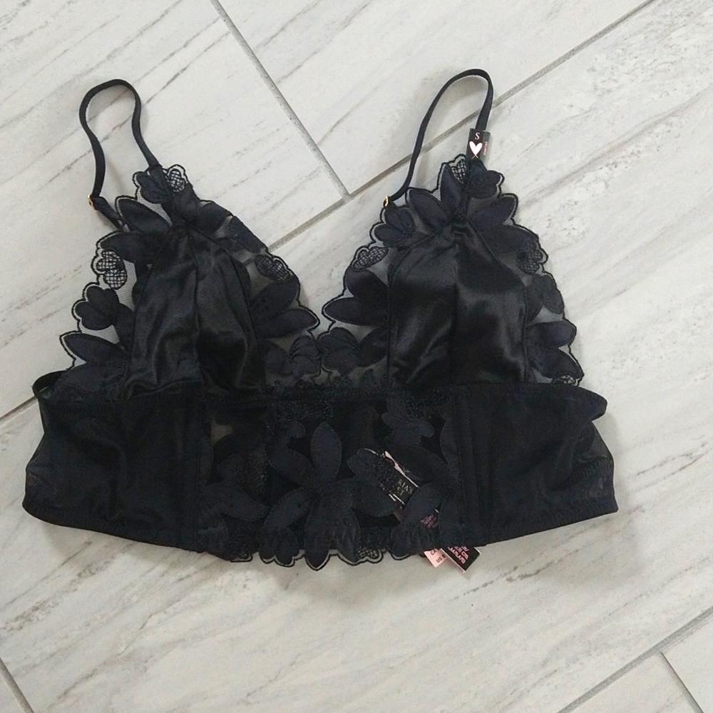 New with tags Victoria secret bra